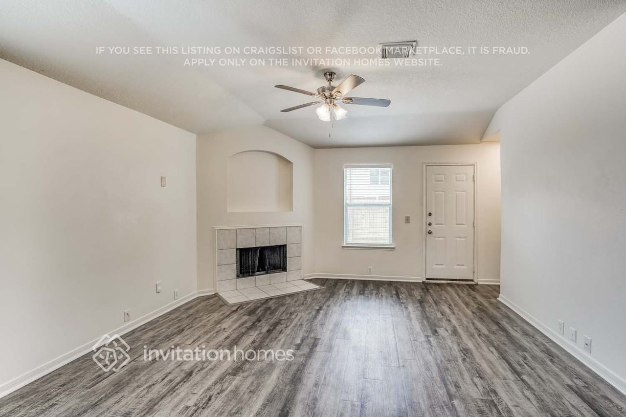 17306 Meria Coves Dr - Photo 3 of 17