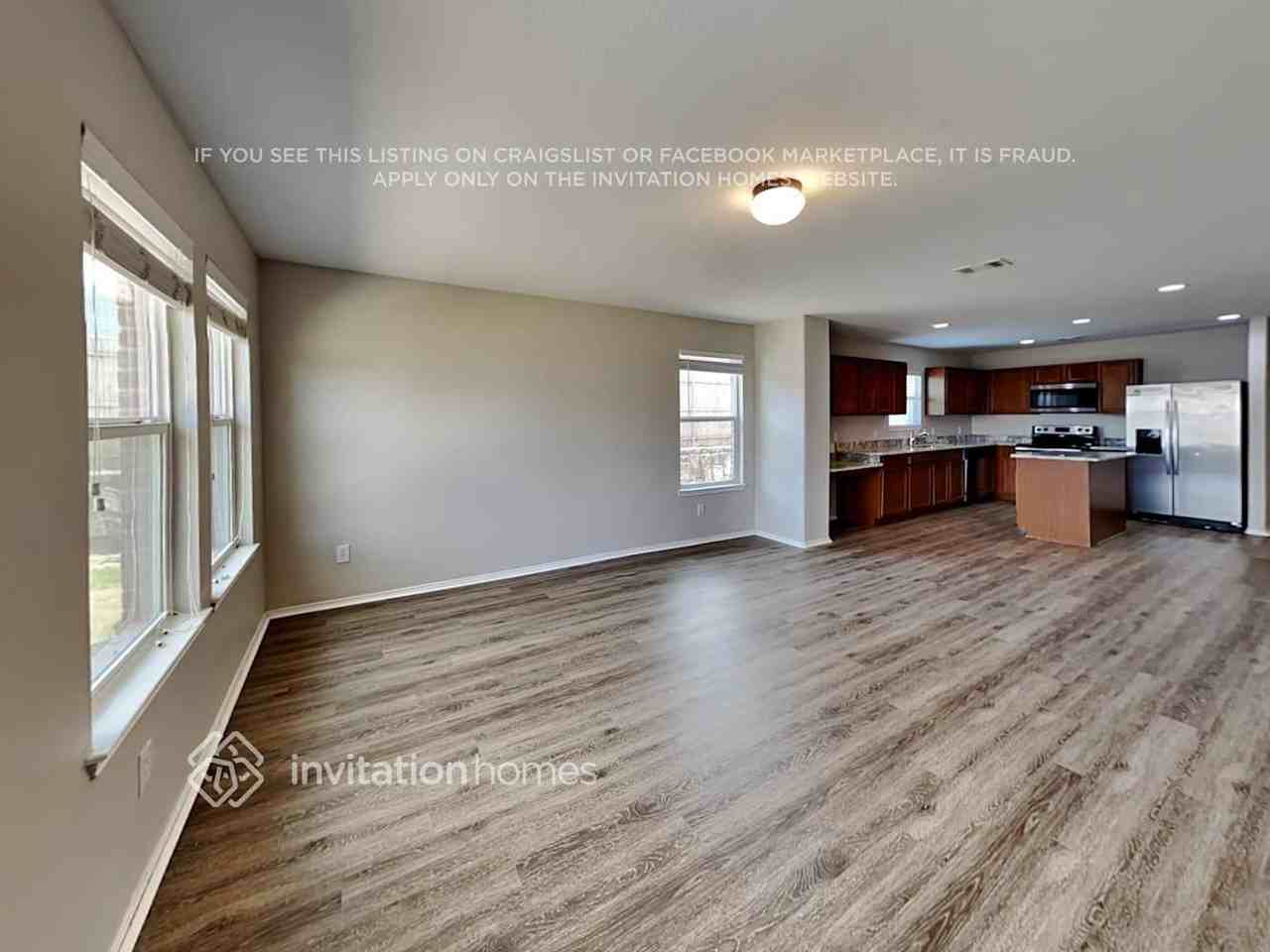 602 Azalea Dr - Photo 4 of 17