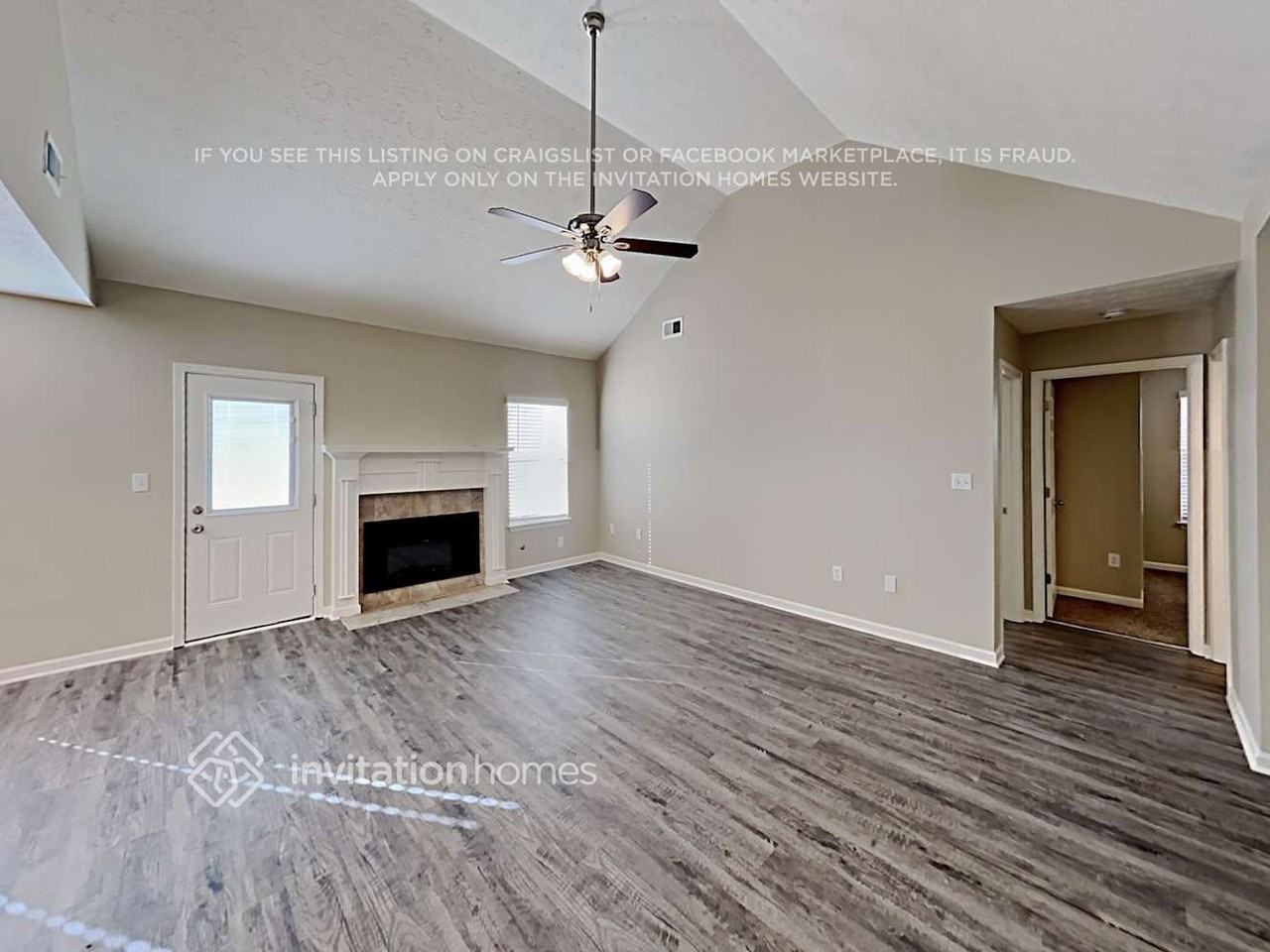 321 St Charles Ave - Photo 3 of 15