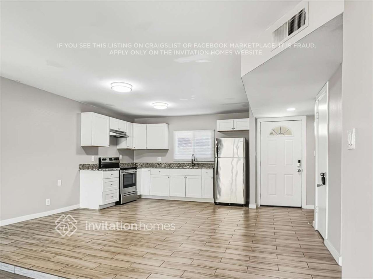 10714 N 36th Ave - Photo 5 of 18