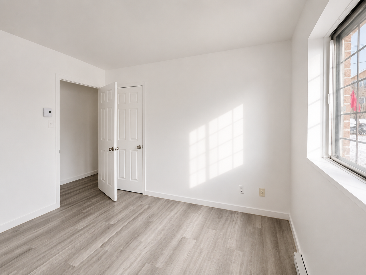 2920 Rue Mazenod #102 - Photo 2 of 10