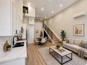 208 KING ST E - Photo 1 of 1
