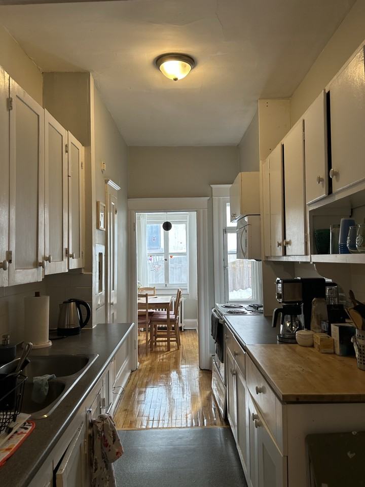 Fifth Ave - Photo 5 of 19