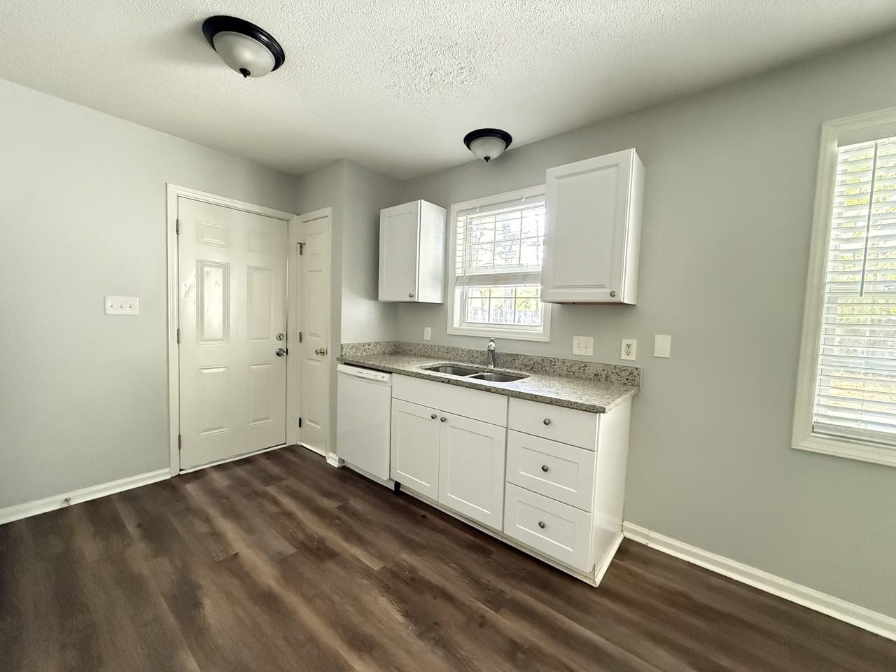 1112 Amber Acres Ln #1 - Photo 6 of 10
