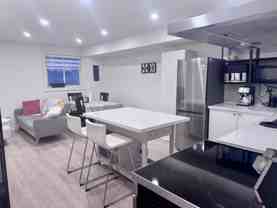 910 St Clarens Ave - Photo 1 of 1