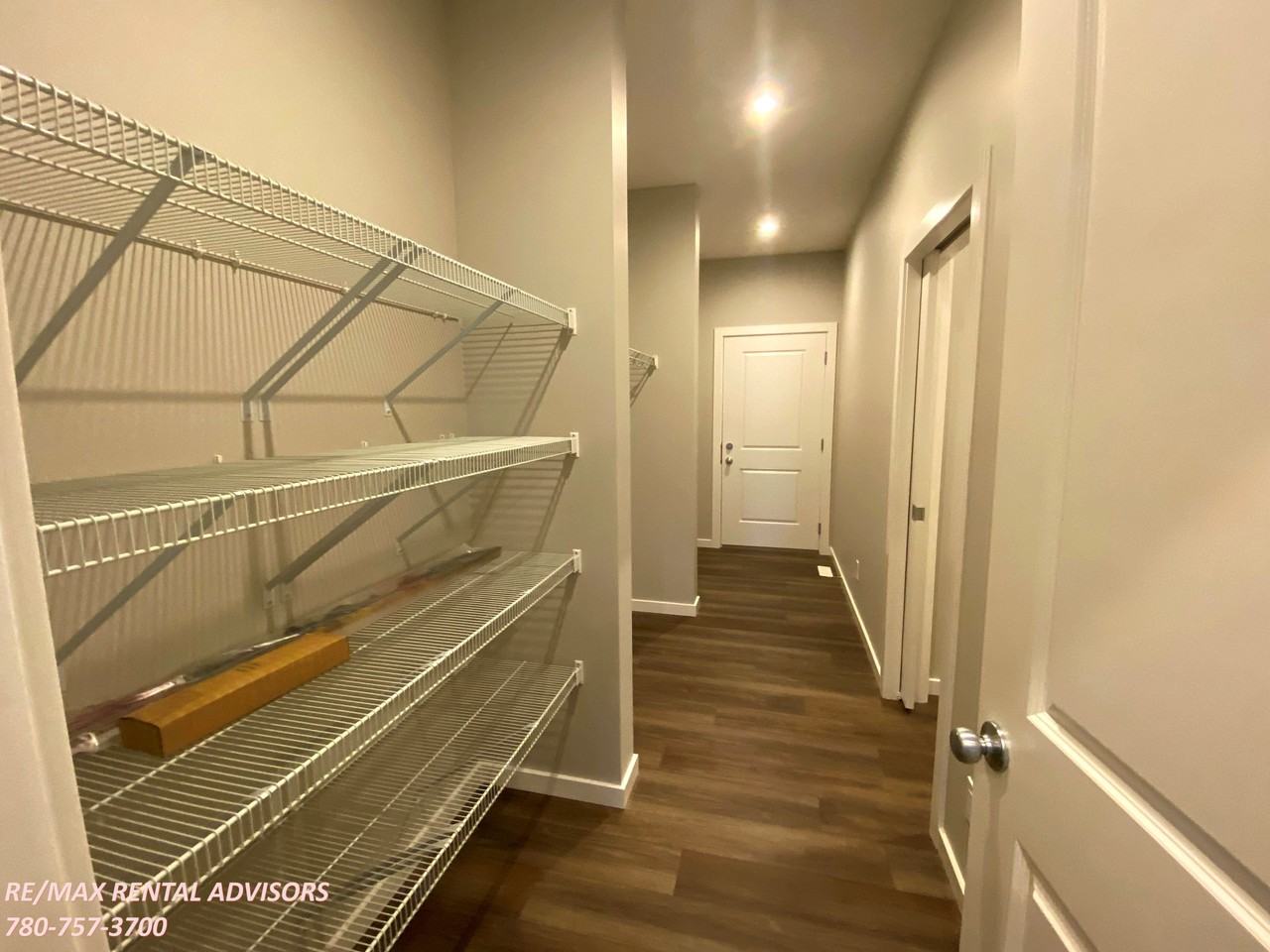 7338 Chivers Crescent Southwest - Photo 6 of 19