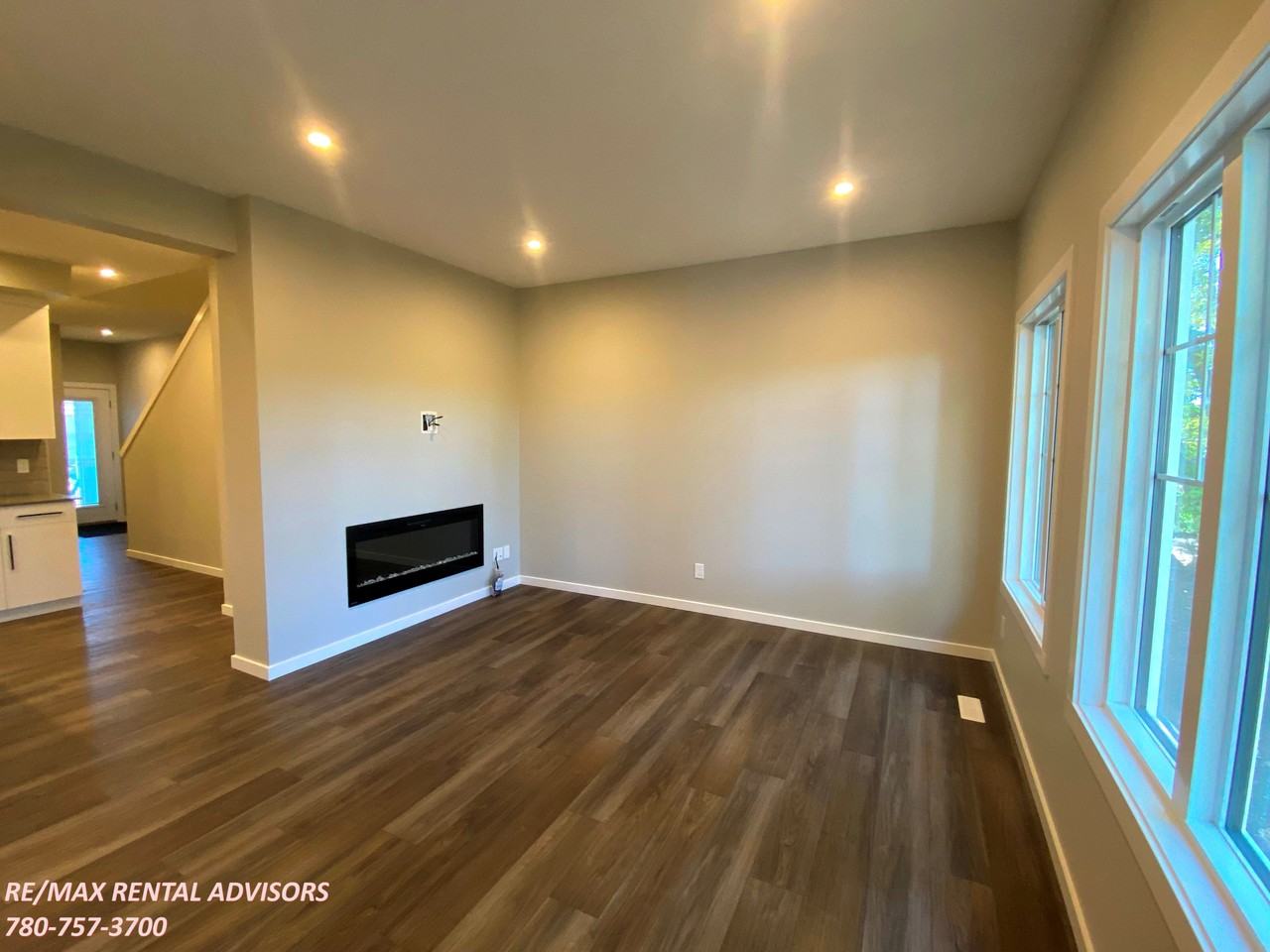 7338 Chivers Crescent Southwest - Photo 7 of 19