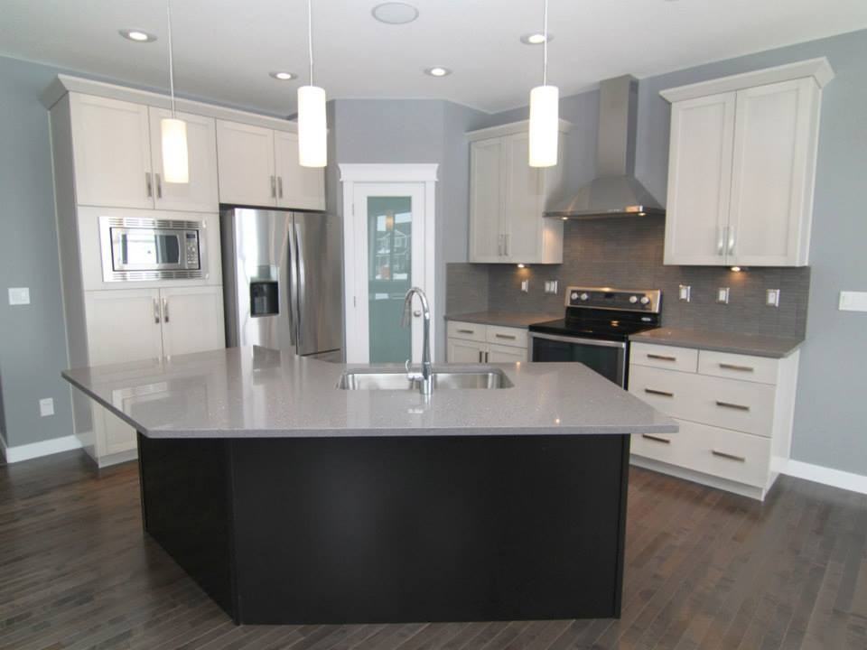 331 Kolynchuk Manor - Photo 7 of 12