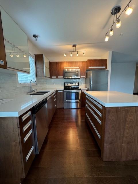 2 Bedroom | 2 Bathroom | 106 - Photo 4 of 26
