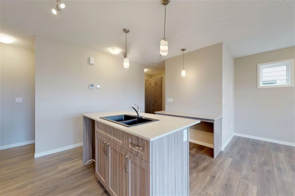 17239 9 AVE SW - Photo 3 of 31