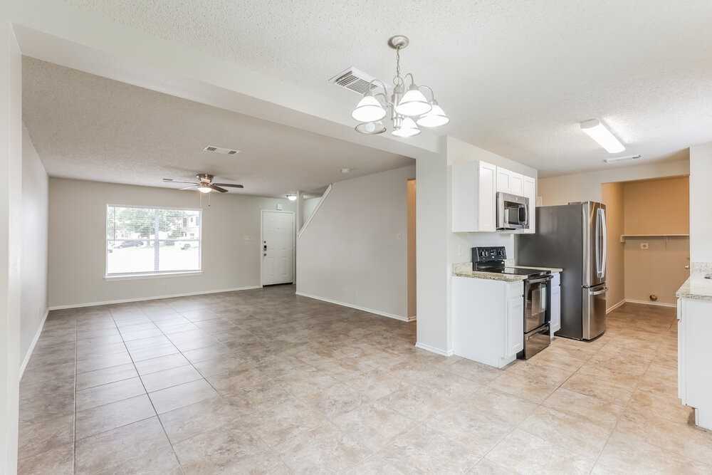 6102 Candletree - Photo 7 of 16