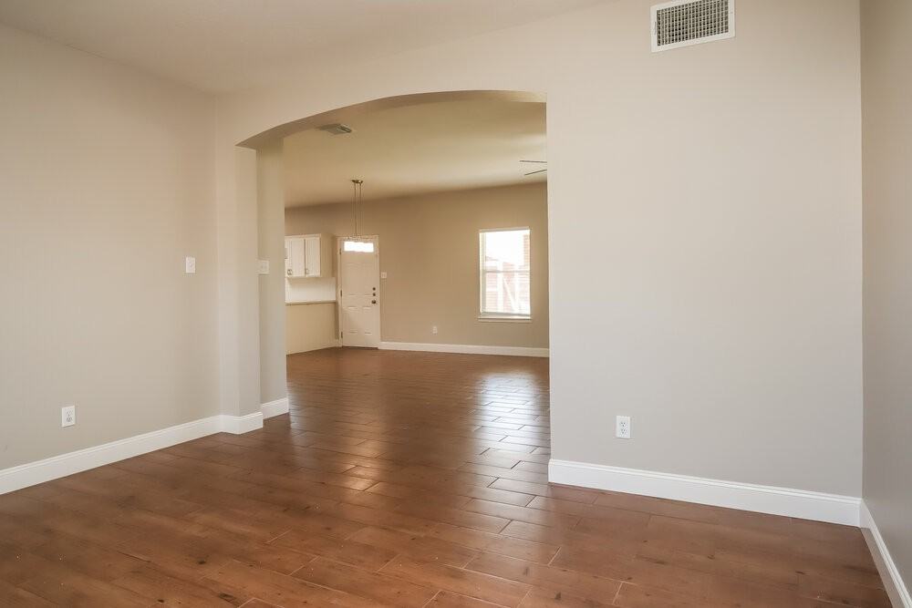 2523 Flycatcher Cove Dr - Photo 4 of 17