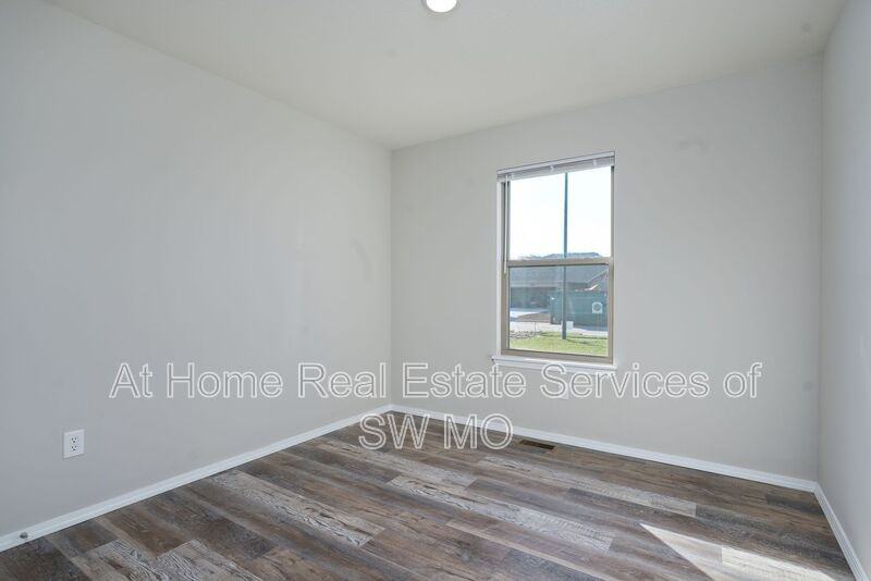 517 Chipmunk Ave - Photo 4 of 19