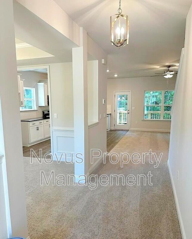 200 Laney Dr - Photo 3 of 20