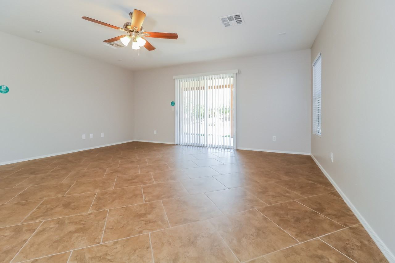 22614 W Papago St - Photo 5 of 19