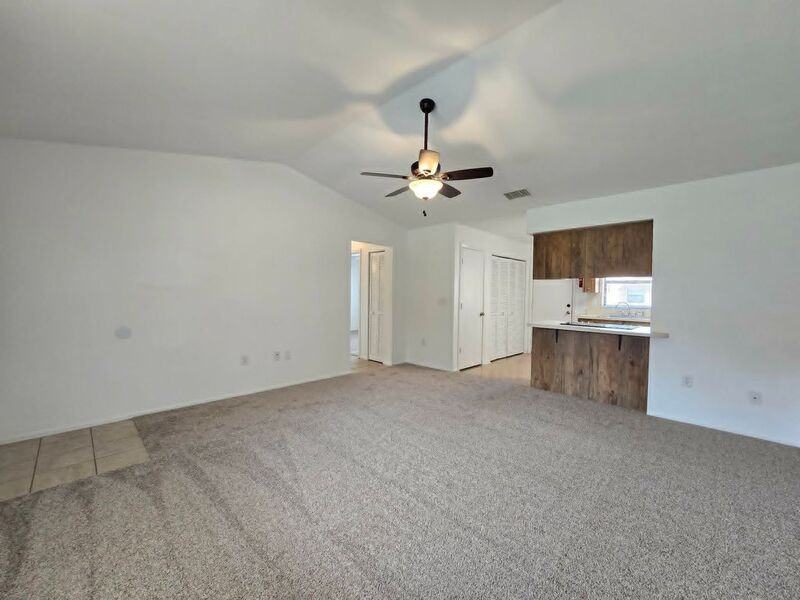 3940 Spoonbill Ct - Photo 5 of 15