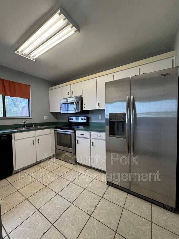 1836 N Crystal Lake Dr #5 - Photo 7 of 26