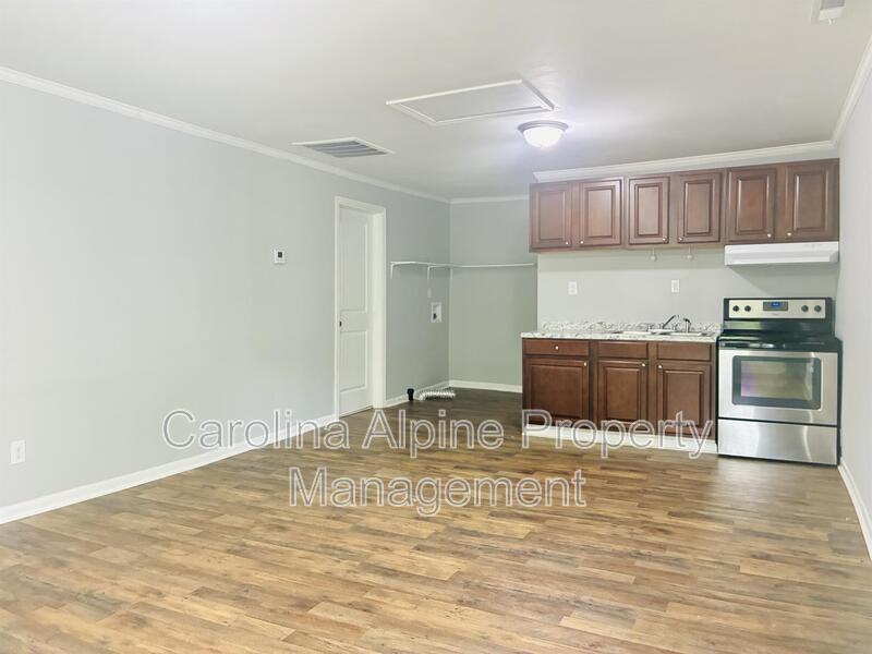 409 Orange St - Photo 3 of 17