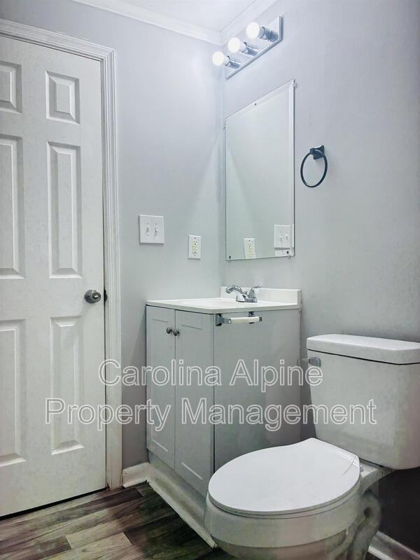 409 Orange St - Photo 7 of 17