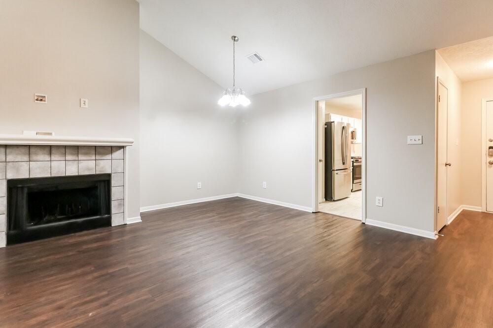 5411 Roserock Ln - Photo 5 of 16