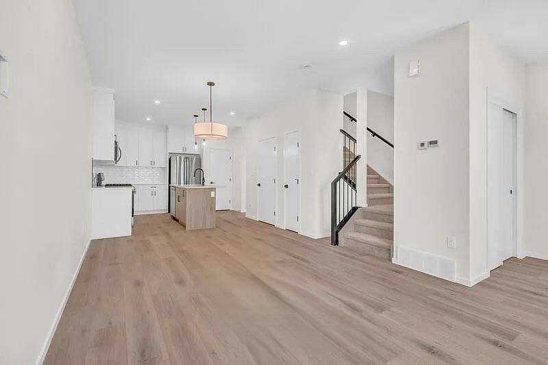 10504 151 St NW - Photo 2 of 18