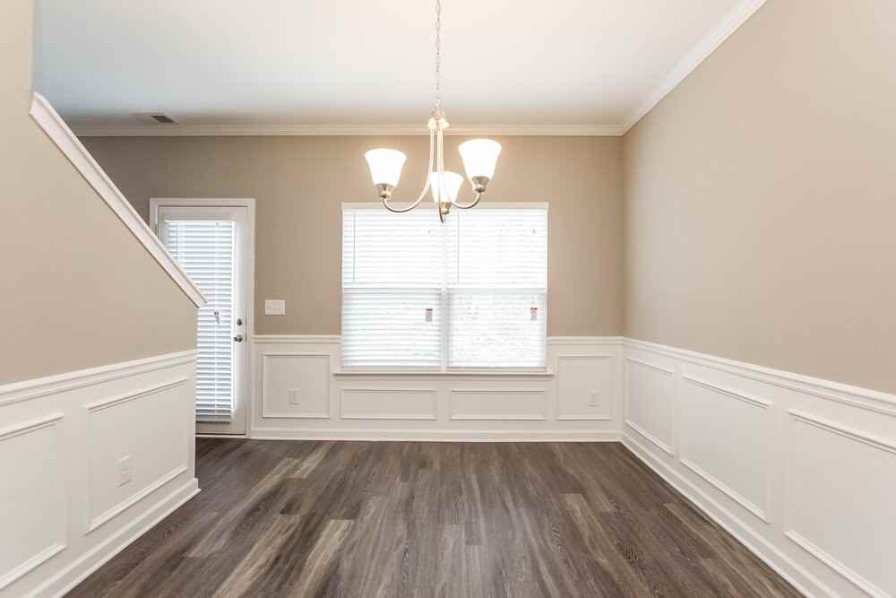 466 Fieldcrest Dr - Photo 6 of 17