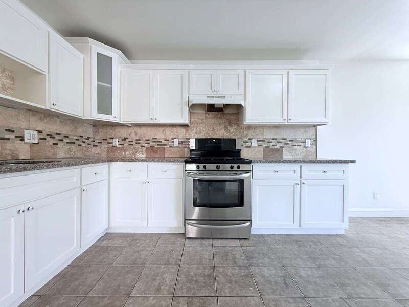 1440 E 42nd St - Photo 6 of 15