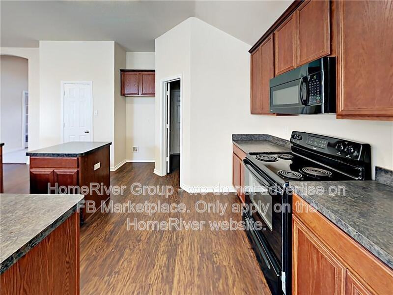 4408 Fox Meadows Ln - Photo 4 of 23