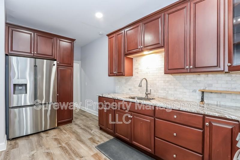313 Home Ave - Photo 6 of 15