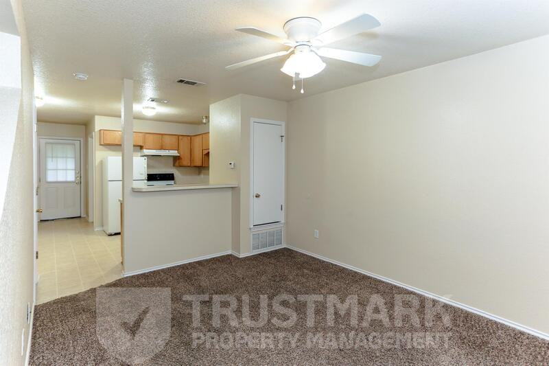 4501 Mattie Dr Apt B #B - Photo 3 of 17
