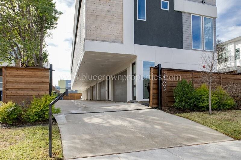 2203 Moser Ave #103 - Photo 2 of 34