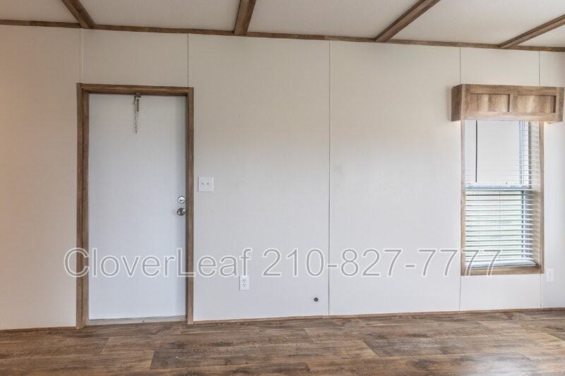 417 County Rd - Photo 4 of 28