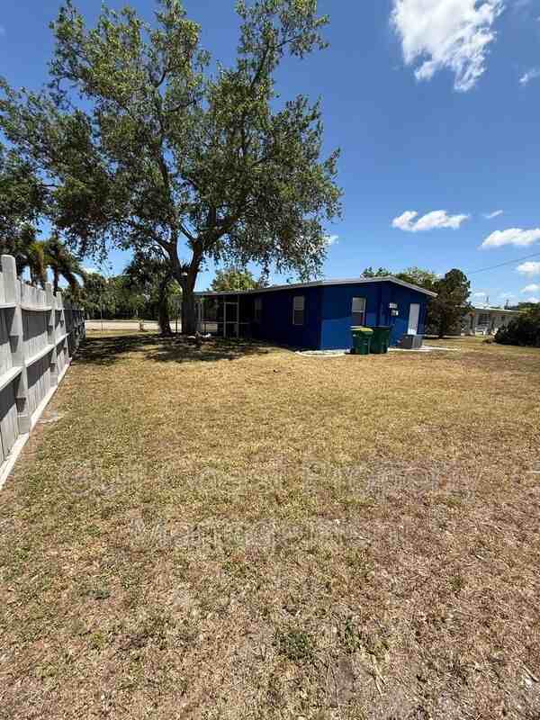 21061 Midway Blvd - Photo 5 of 26