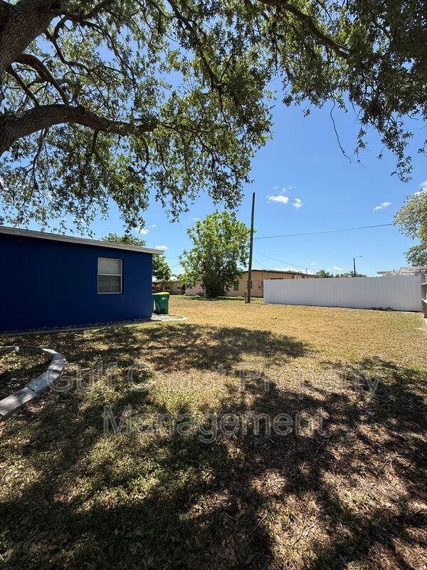 21061 Midway Blvd - Photo 7 of 26