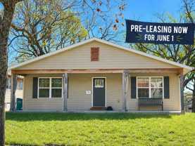 1120 N Clay Ave - Photo 1 of 1