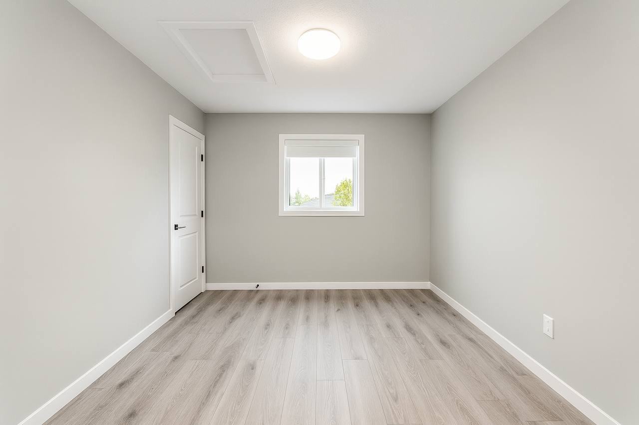 9350 154 St NW - Photo 4 of 9