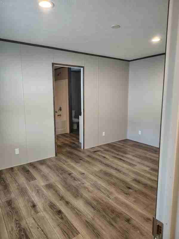 42 Poole Cir - Photo 4 of 10
