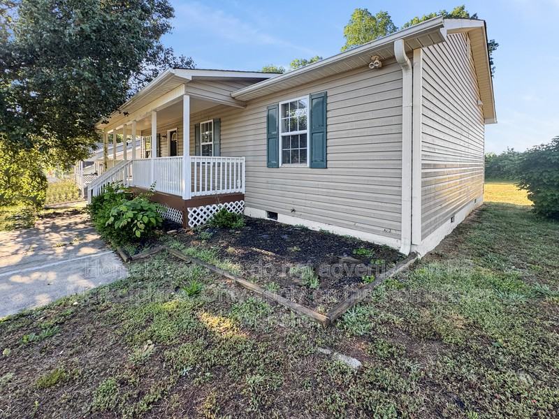 235 Snead Rd - Photo 3 of 27