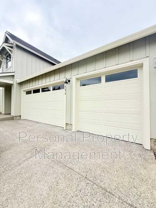 5674 N 87th Ave - Photo 2 of 50