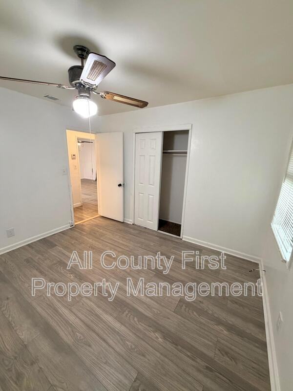 1623 Sherrill Dr - Photo 5 of 9