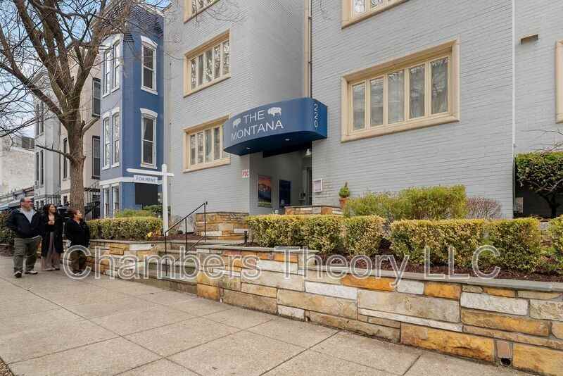 220 The Montana2Nd St Se #302 - Photo 2 of 22