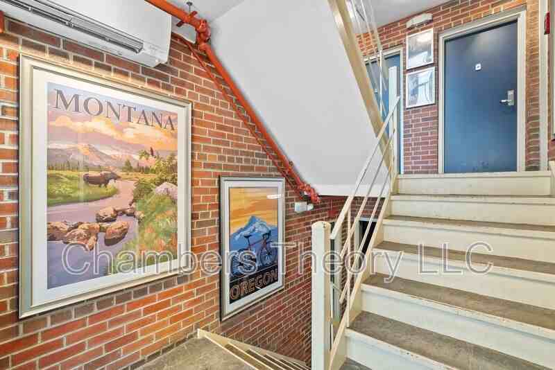 220 The Montana2Nd St Se #302 - Photo 6 of 22