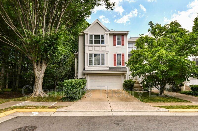 1309 Park Garden Ln - Photo 2 of 36