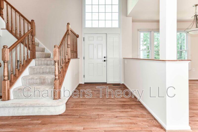 1309 Park Garden Ln - Photo 5 of 36