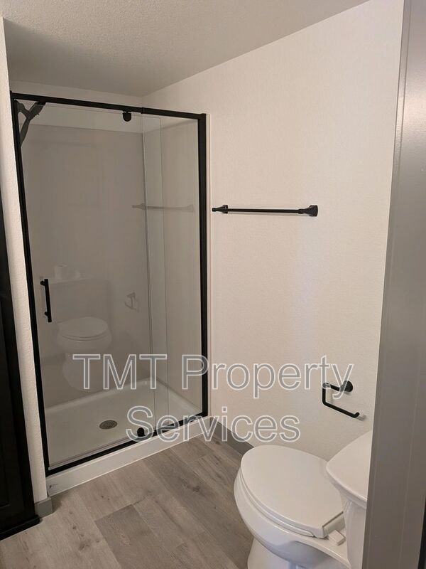 7330 Stratford Pl #706 - Photo 5 of 17