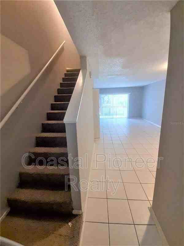 7600 Abbey Ln #C - Photo 6 of 11