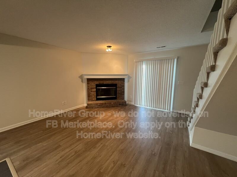 509 Ne Brookwood Cir #A - Photo 3 of 15