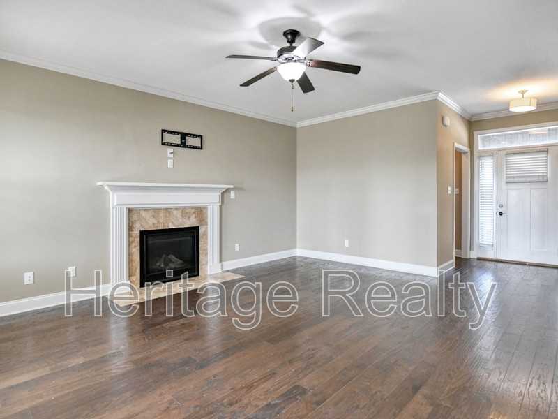 2647 Brooke Willow Blvd - Photo 7 of 35