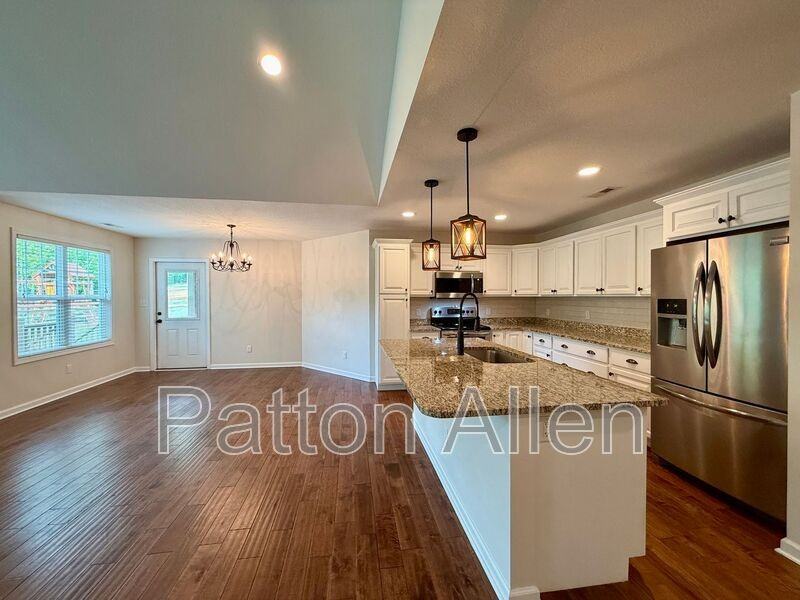 47 Parrot Rd - Photo 7 of 42