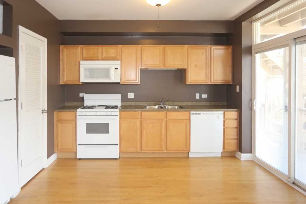 5208 5208 N. Sawyer #1 - Photo 3 of 20